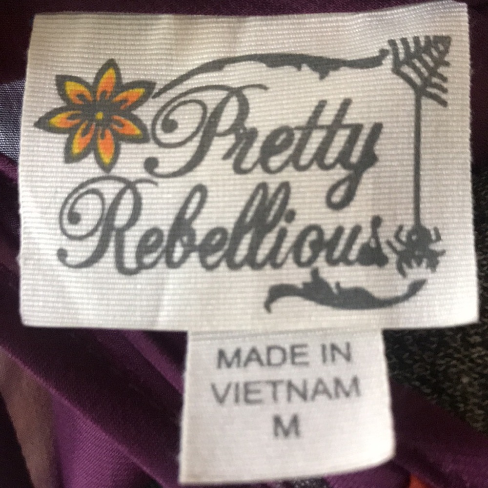Shirt - Picture 4 of 4